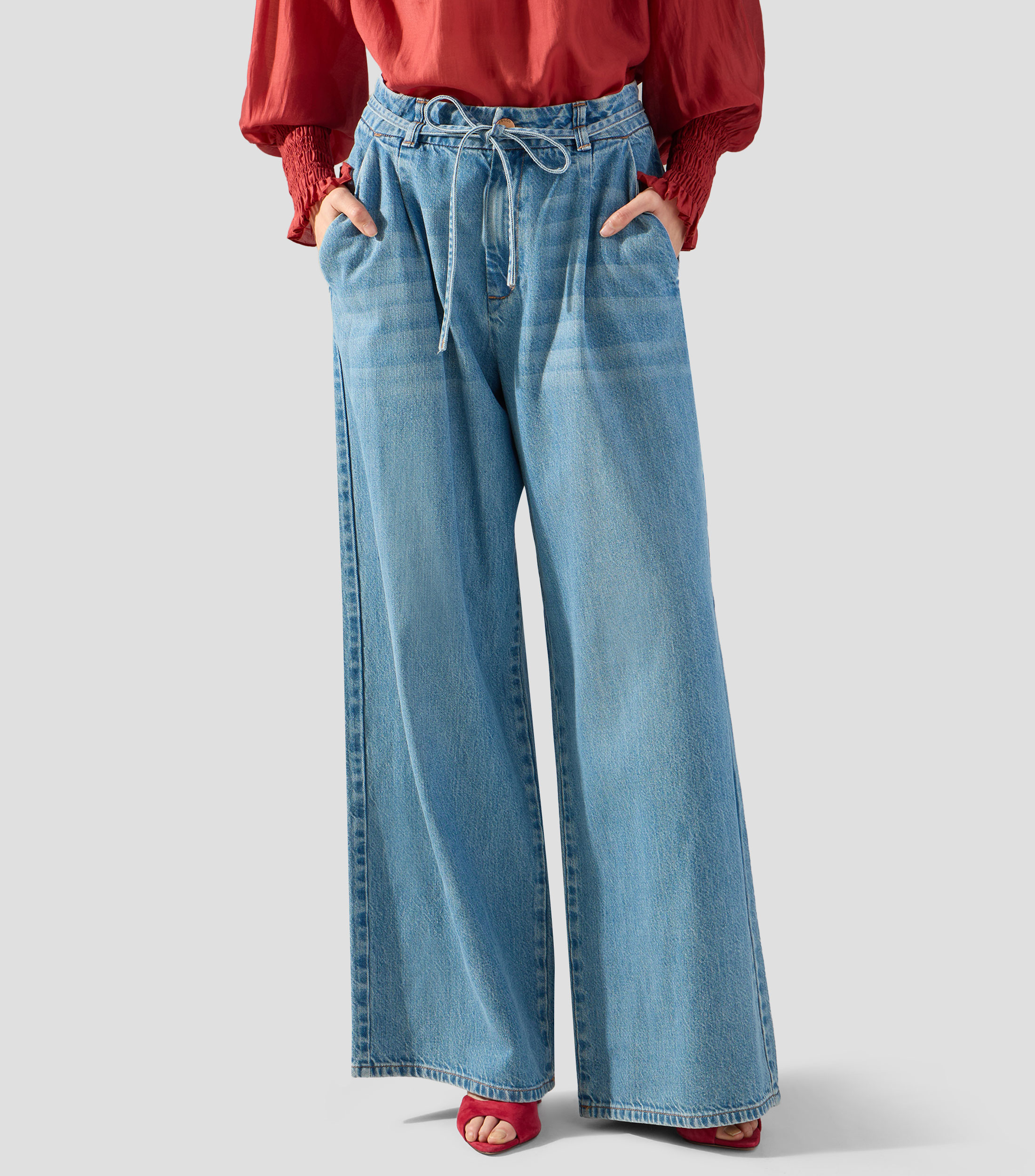 Jeans acampanado Mujer